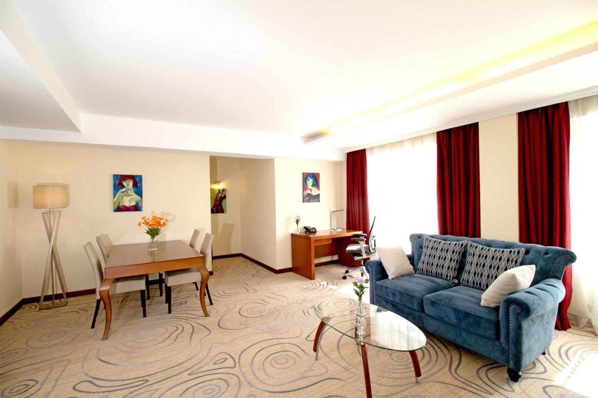 Kempinski Hotel Khan Palace Улан-Батор Экстерьер фото